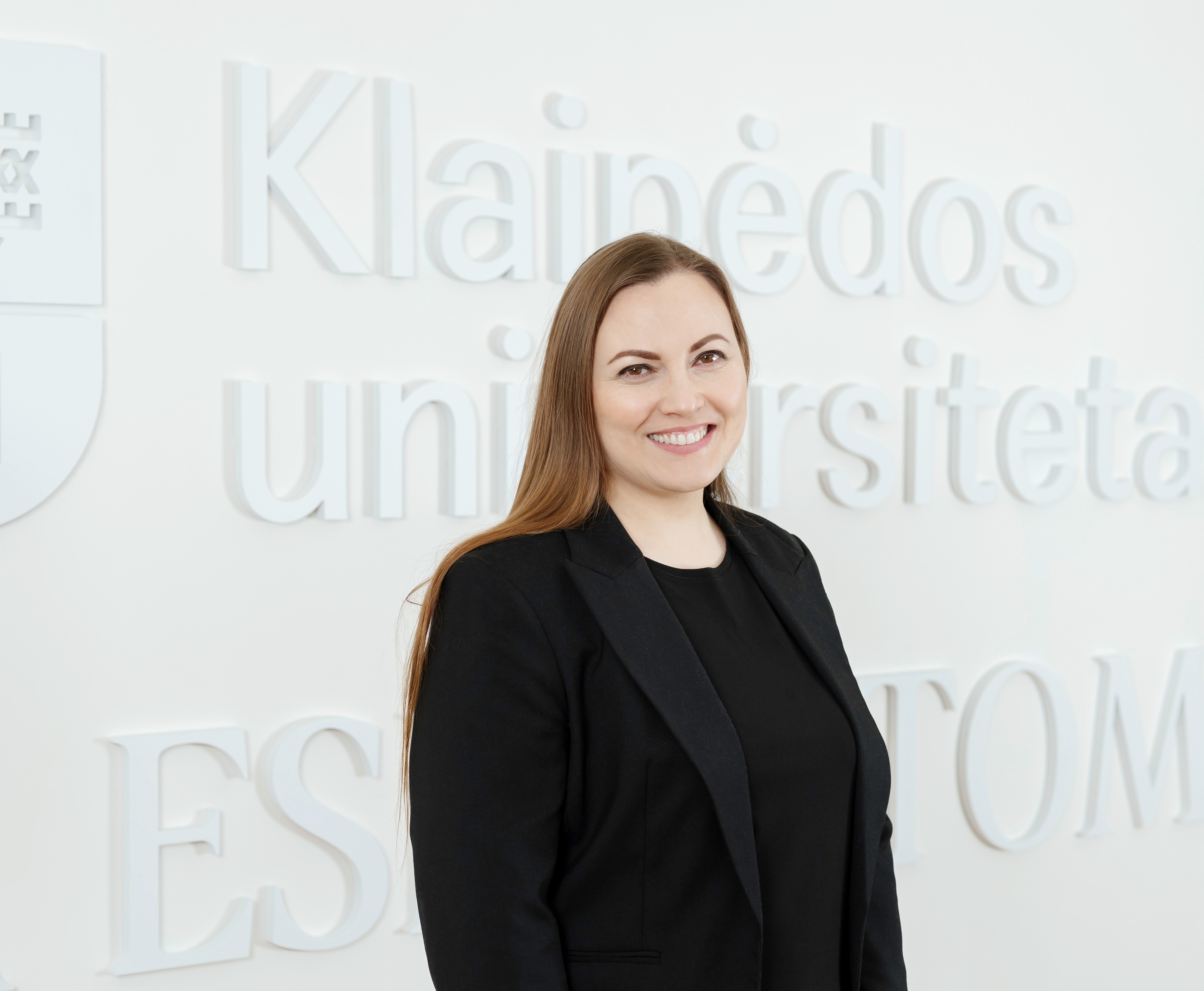 GS702469-Edit copy 2 (2).jpg